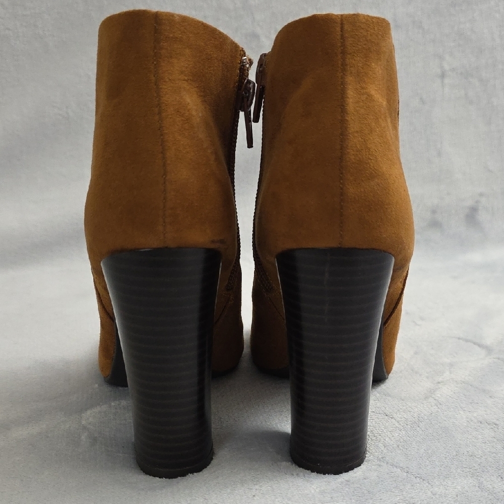 Bamboo Peep Toe Ankle Booties Womens Size 6 Brown Faux Suede Side Zip Heels - Picture 6 of 8